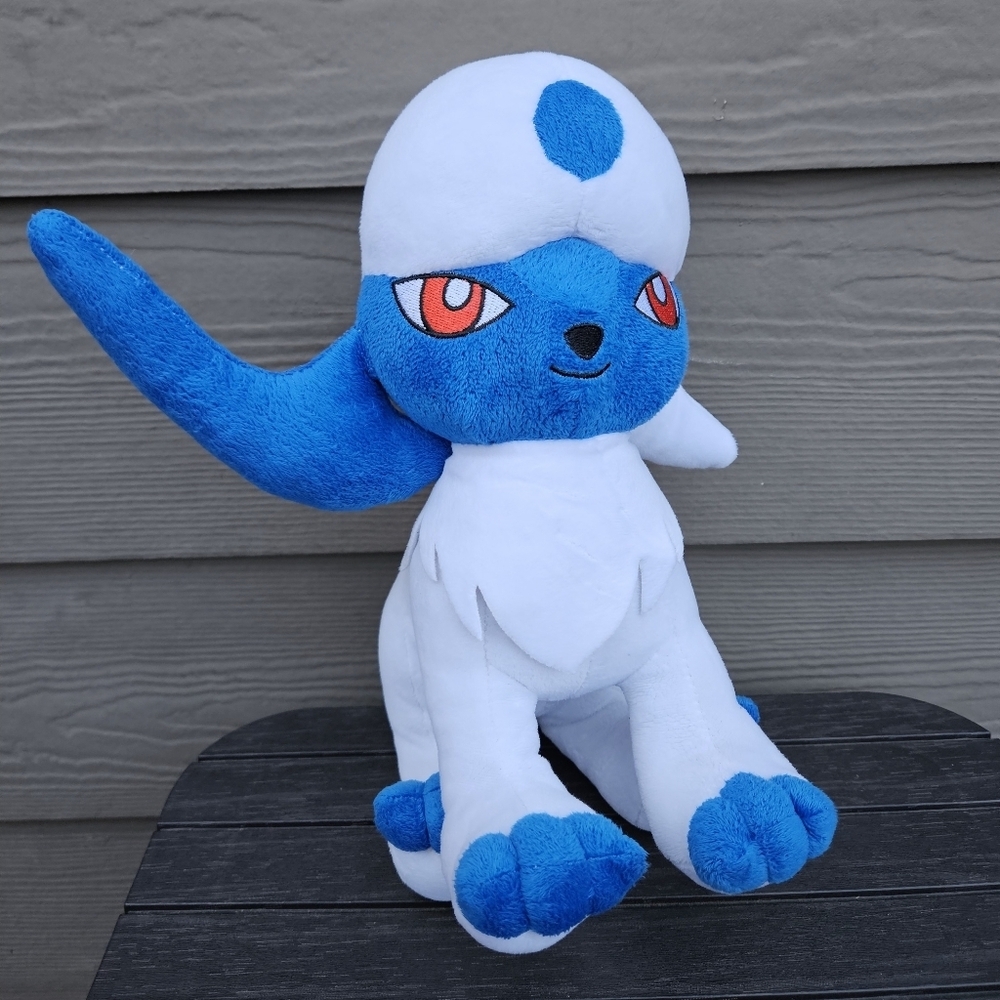 Pokemon Absol Plush Doll Stuffed Animal 12 inches Clean EUC 2013 Rare Toy